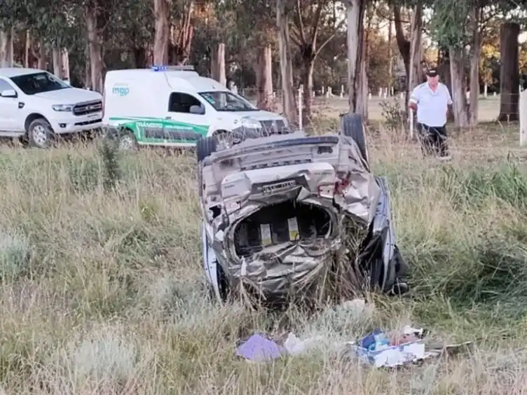 El accidente ocurrió en el kilómetro 17 de la Ruta Nacional 226. FOTO: Radio Gabal.