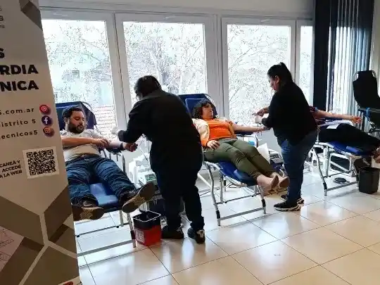 El Colegio de Técnicos realizará en julio una campaña de donación de sangre, cursos de RCP y charlas abiertas