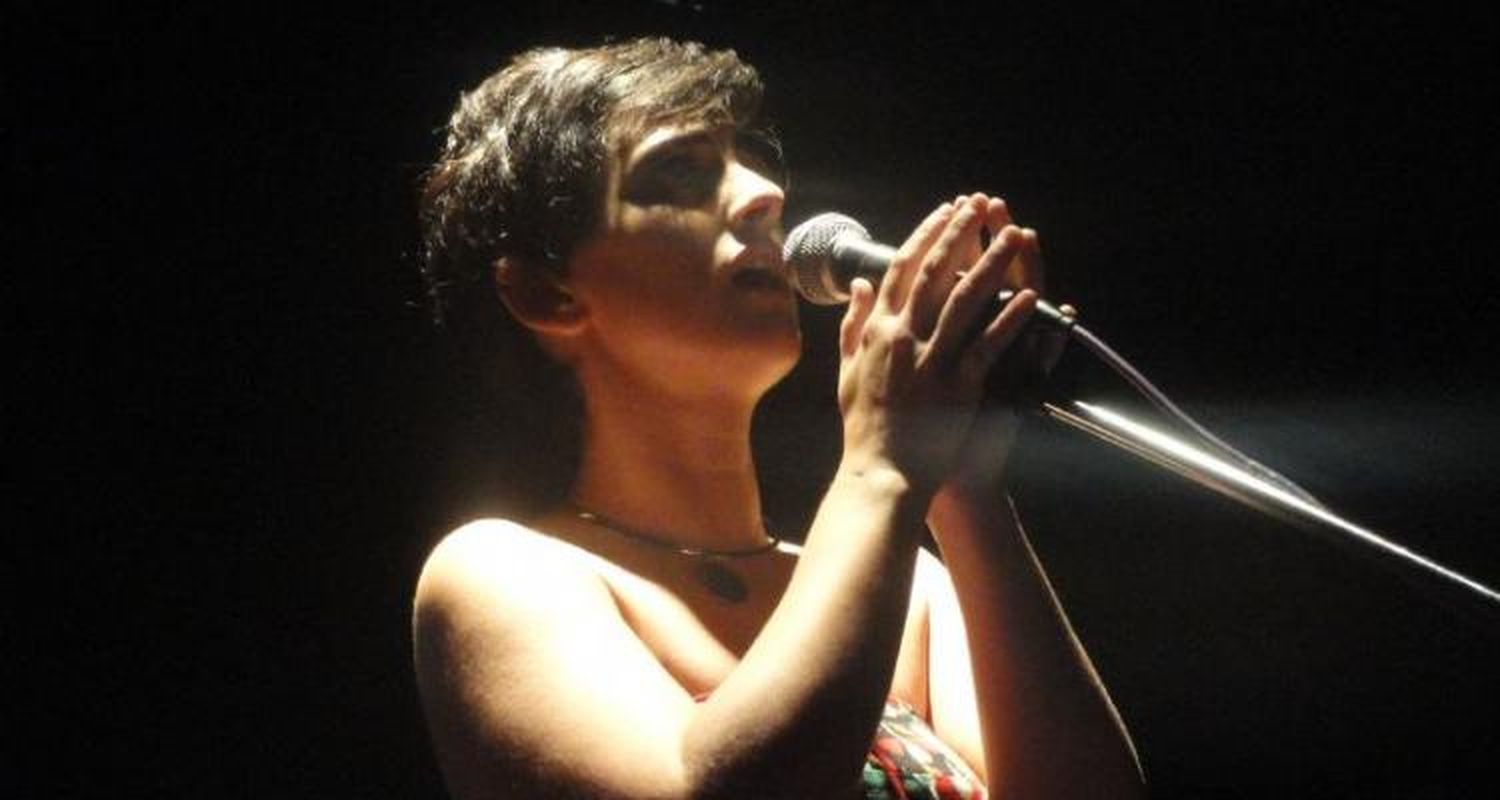 Silvia Juan Bennazar brilló en la presentación de su disco