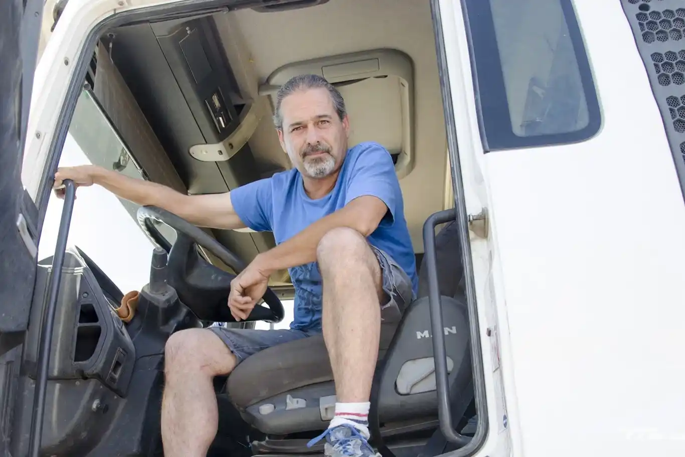 Día del Camionero: por qué se conmemora y el rol clave que cumple en Necochea y Quequén