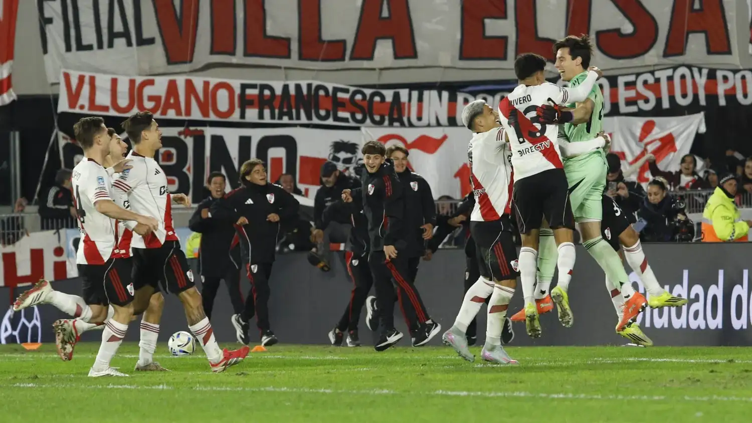 River se aferró a un festejo increíble.