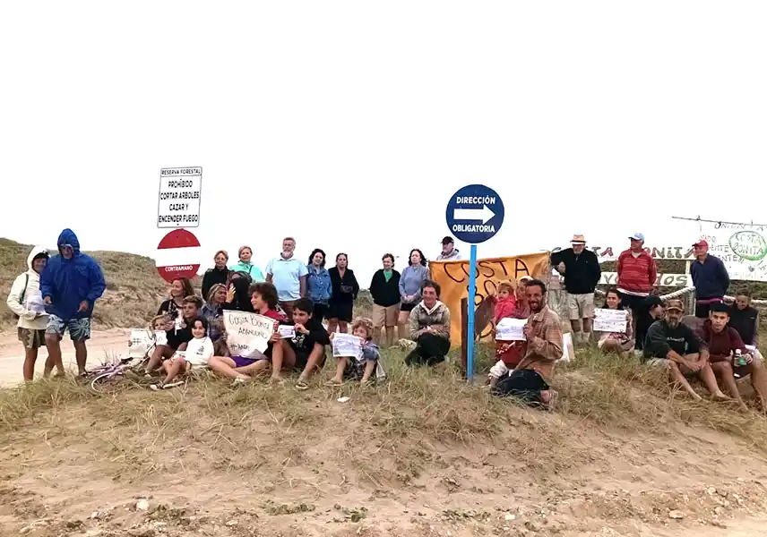 Reclamo de vecinos de Costa Bonita