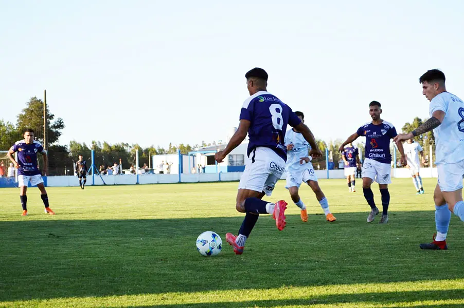 Jugadores de Independiente confían en traerse la clasificación de La Pampa