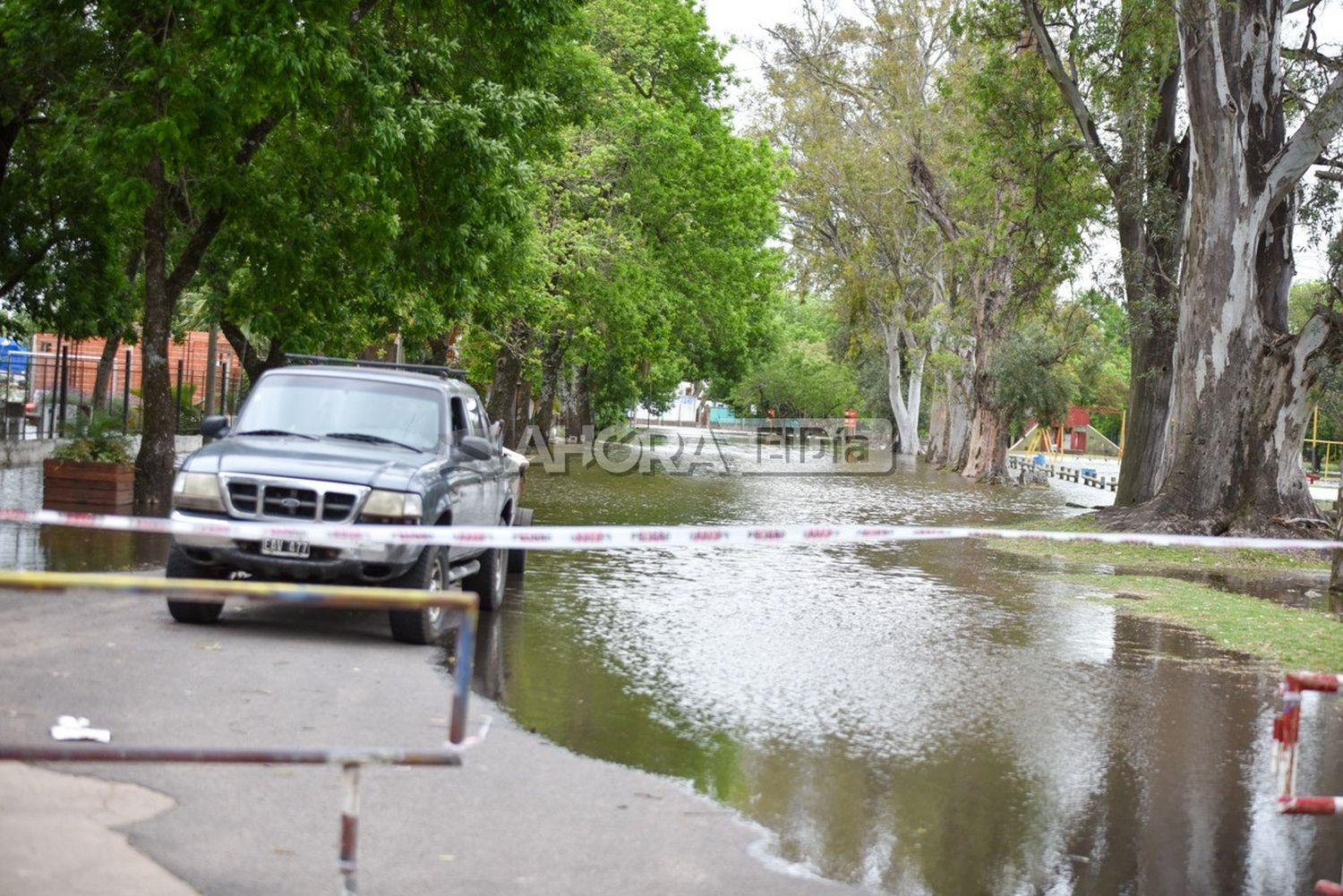 El río Gualeguaychú alcanzó la marca de evacuación