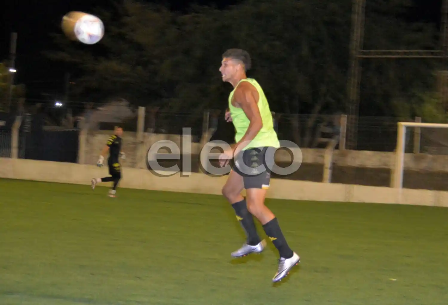 Juan Cruz Ridao marcará punta izquierda en Santamarina.