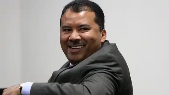 SE ENCOMPINCHÓ CON EL ELN Y LO ATRAPARON:  gobernador de Arauca está preso por orden de la Fiscalía