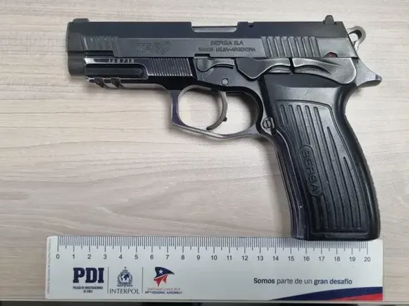 Un policía santafesino quedó detenido en Chile por tráfico ilegal de armas y contrabando