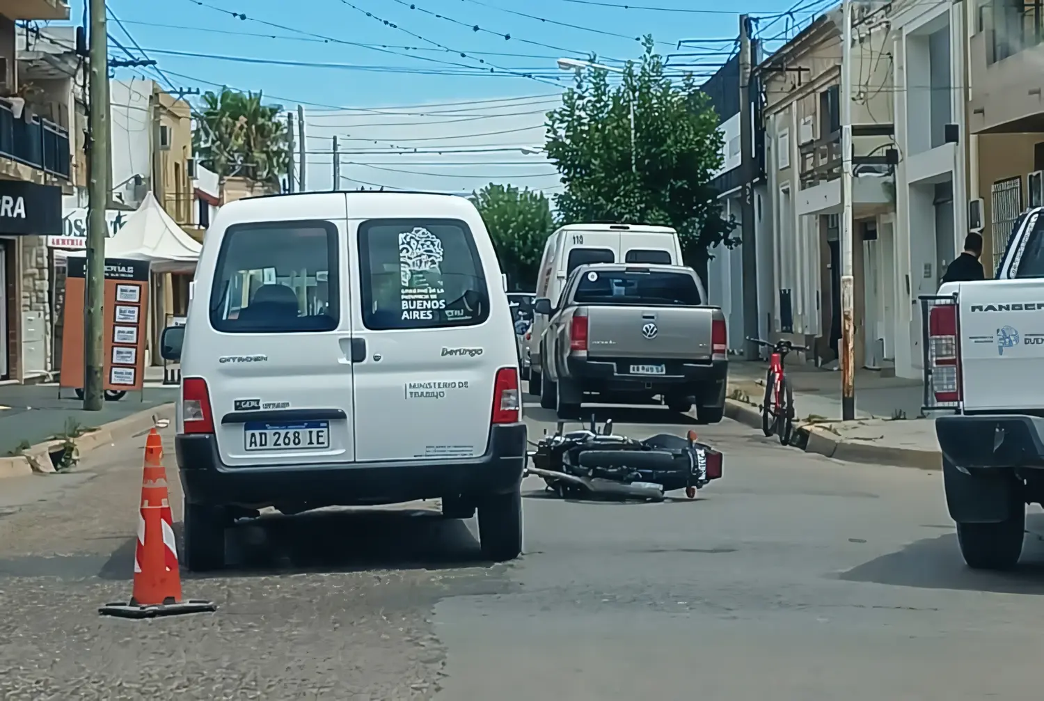 El accidente ocurrió en Pellegrini y Libertad. Foto: La Opinión.
