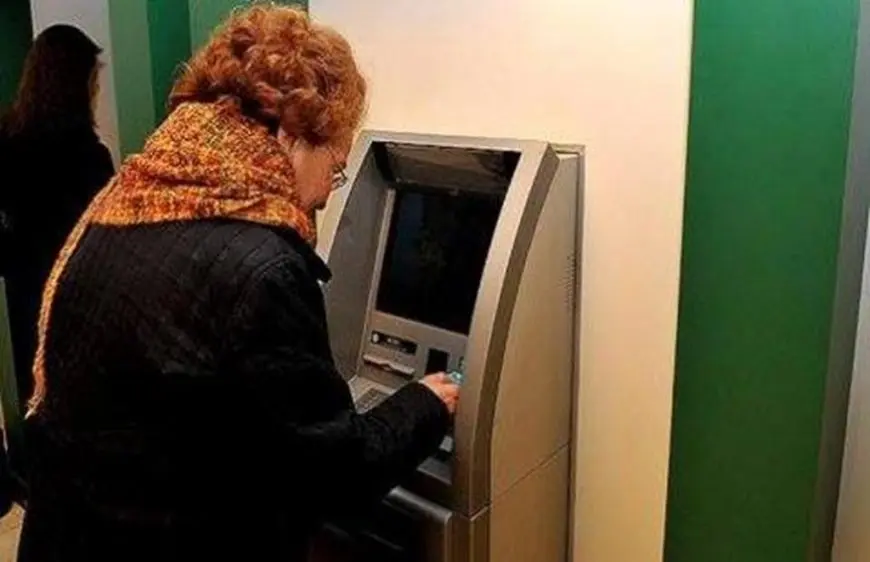 Desde este martes cobran los jubilados y pensionados del IPS