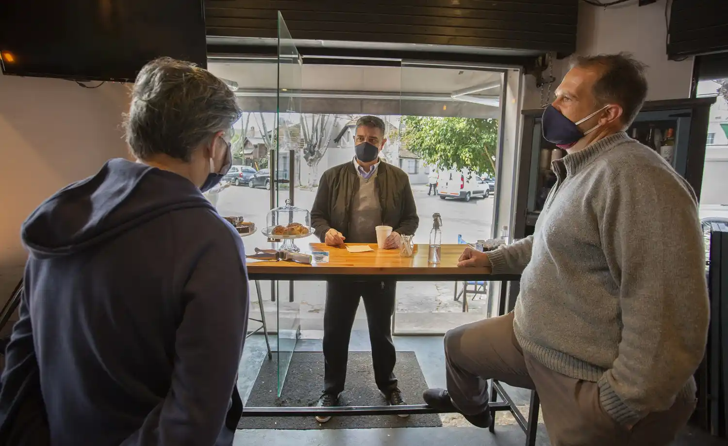 Vicente López lanza medidas económicas para beneficiar a más de 450 comercios gastronómicos de barrio