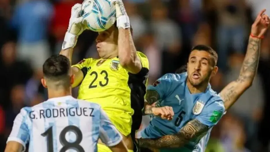 Argentina recibe al Uruguay de Bielsa en La Bombonera 