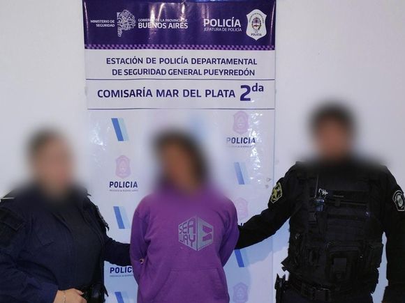 Una cuidacoches atacó a una mujer de 81 años que se negó a darle dinero