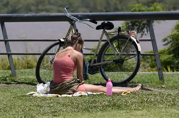 El fresco empieza a ser historia: domingo a pleno sol y con temperatura en ascenso