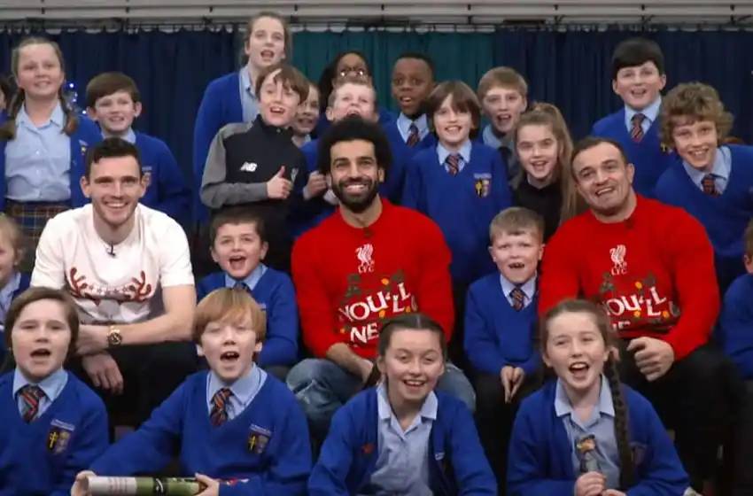 La sorpresa de Salah, Shaqiri y Robertson en una escuela