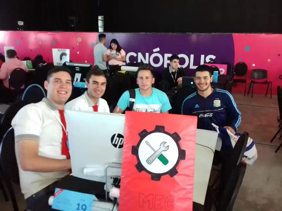 Alumnos de Urdinarrain participaron de las Olimpiadas de Electromecánica