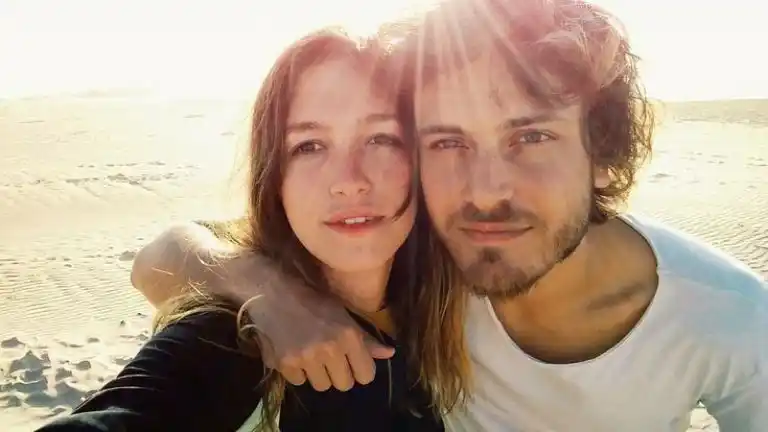 ¡Felices y embarazados!