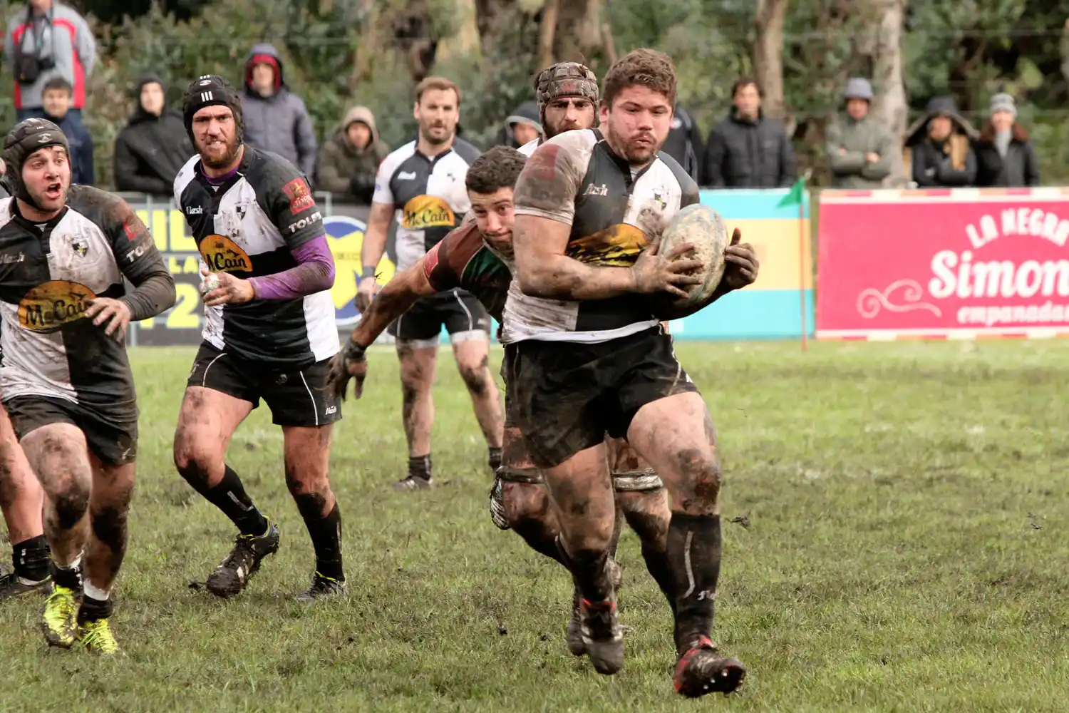 Sporting se quedó con el clásico