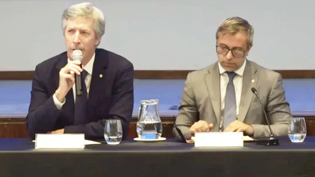 El BCRA busca blindar reservas ante fondos de inversión en Londres y renegociar deuda