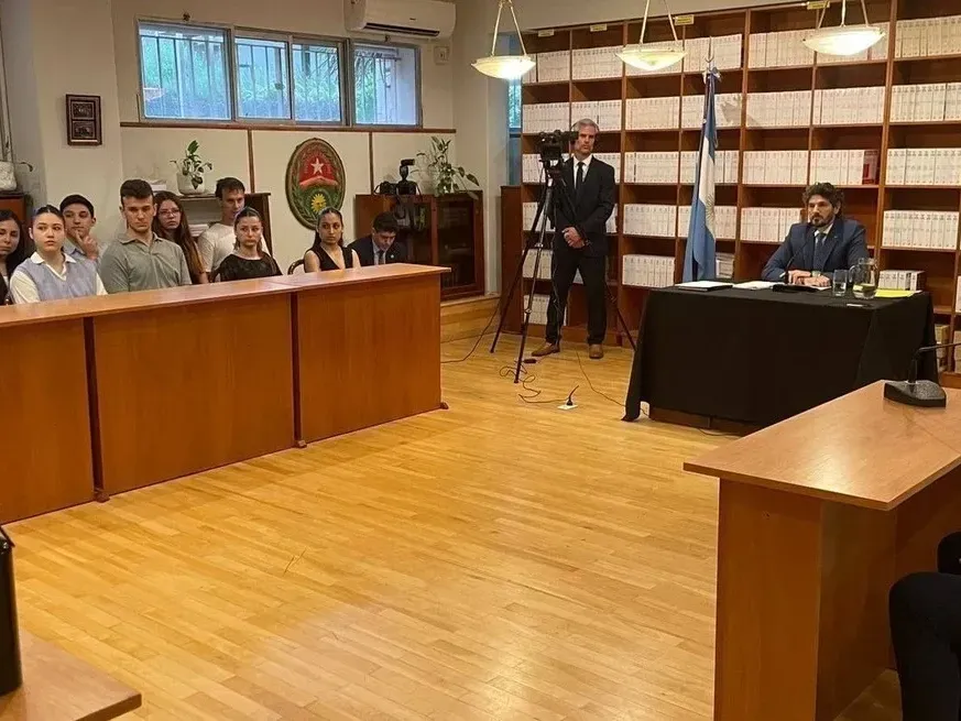 Una escena de simulacro de un juicio por jurados Foto: Gentileza
