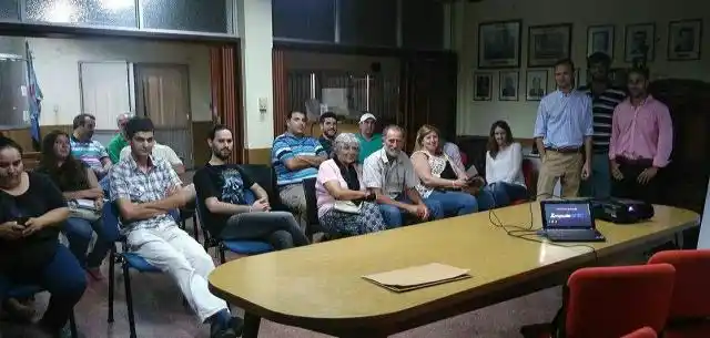 Galarza. se dictó charla informativa para emprendedores en la municipalidad