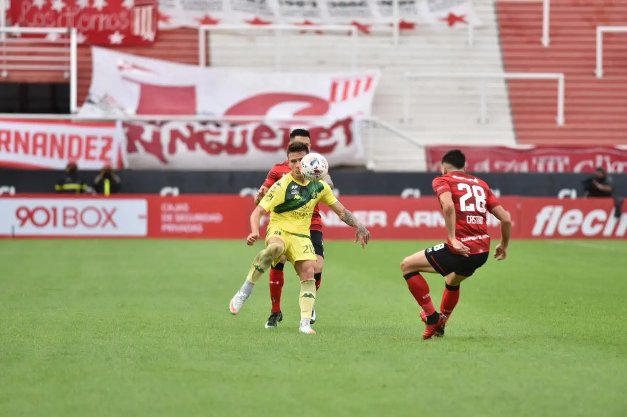 Aldosivi con las manos vacías en el último minuto