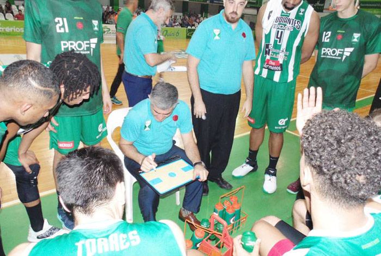 El equipo de Liga Nacional  de Estudiantes volvería a  entrenar el lunes próximo
