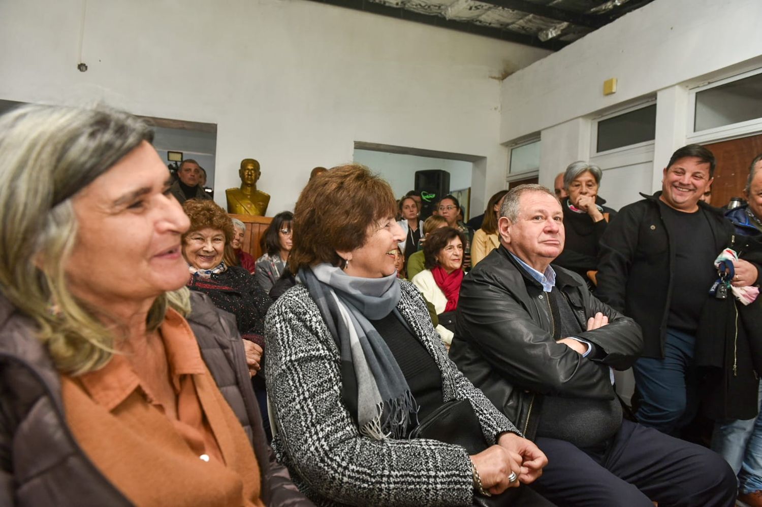 Dirigentes, compañeros y amigos se reunieron en un emotivo homenaje a Juan Carlos Stratta