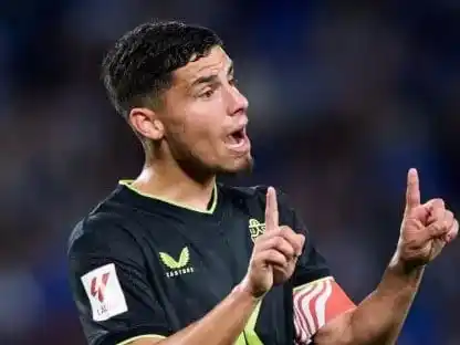 Boca quiere a Robertone, Almería a Medina, pero para el Xeneize no hay trueque