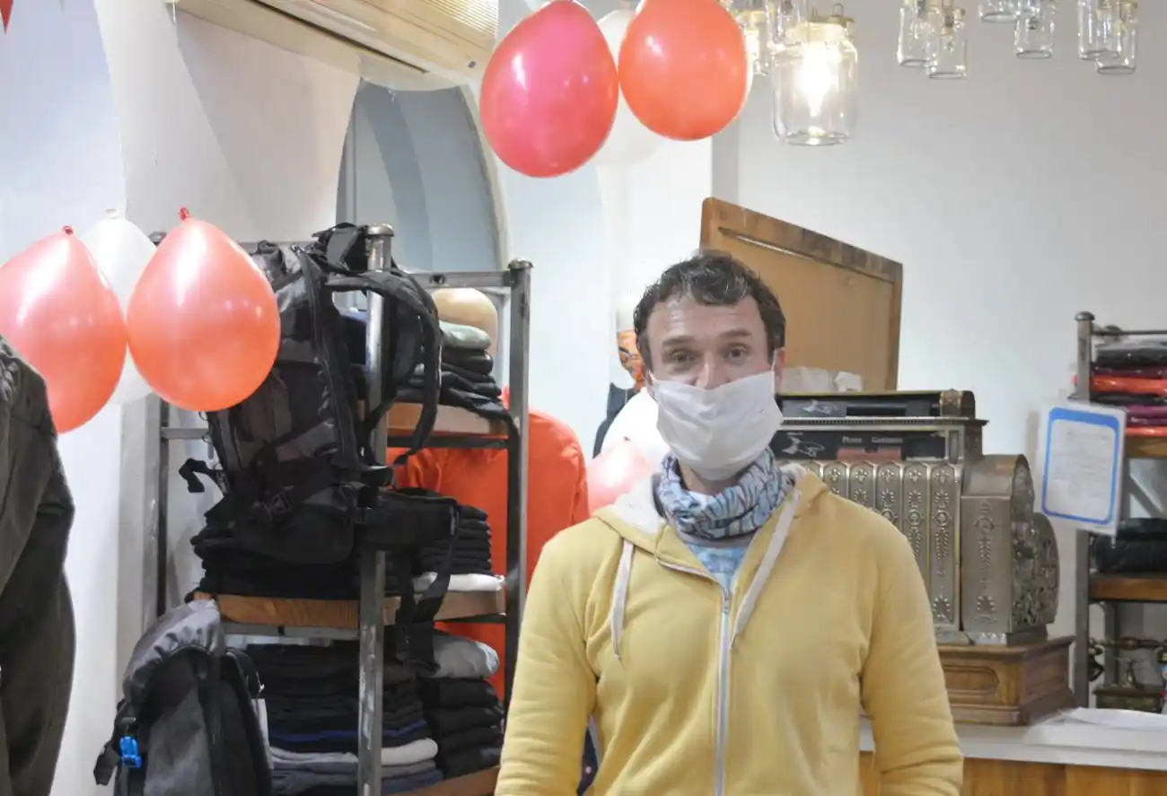 Unos 350 comerciantes pusieron en marcha una campaña para hacerle frente a la crisis