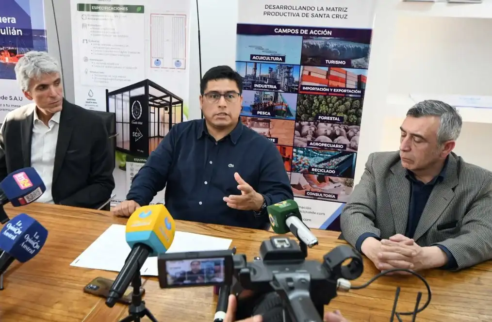 Santa Cruz firmó un contrato con Alianza Petrolera para explorar Sur Río Deseado Este mediante tecnología de perforación multilateral.