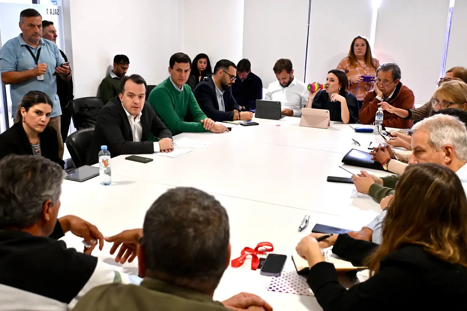 Diputados recibieron a los trabajadores de la algodonera de Avellaneda