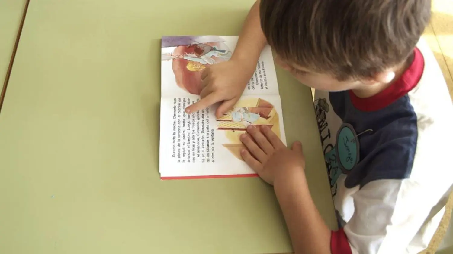 Entre clásicos y nuevas tendencias, la lectura sigue presente en la escuela.