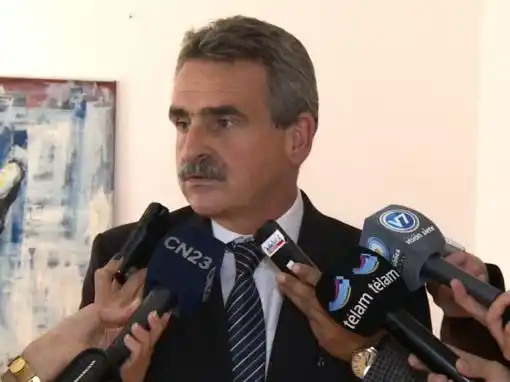 Rossi: "No tiene ninguna lógica" la vuelta del servicio militar obligatorio"