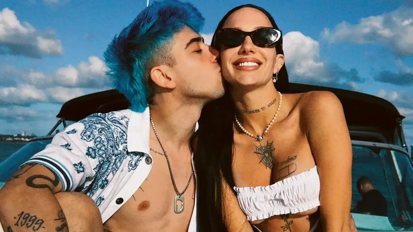 "Queremos comunicar, antes de que sigan las especulaciones erradas sobre los porqués, que nuestra relación llegó a su fin", señalaron ambos en sus cuentas de Instagram.