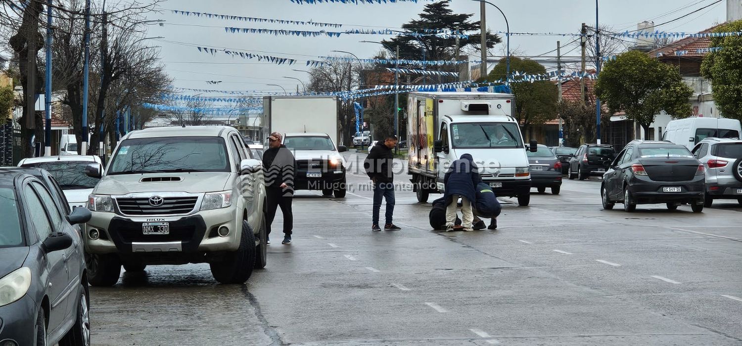 Atropellaron a una mujer en el barrio Bernardino Rivadavia