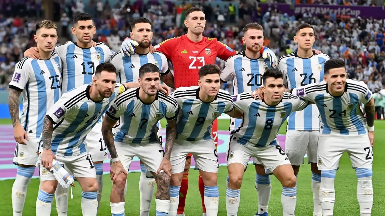 Ya habría acuerdo del Manchester City y Benfica para acordar la cesión de cada uno.