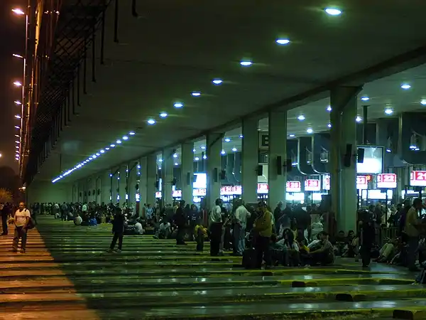 La UTA levantó el paro y el lunes 29 habrá colectivos