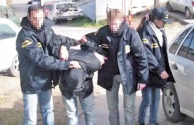 Mató salvajemente a su abuela para poder robarle la jubilación