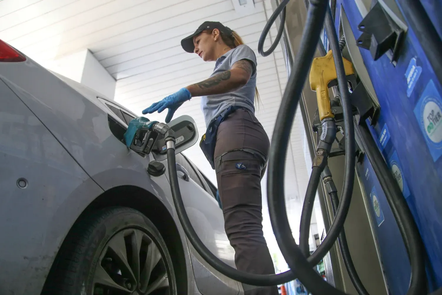Mejoró la venta de combustibles