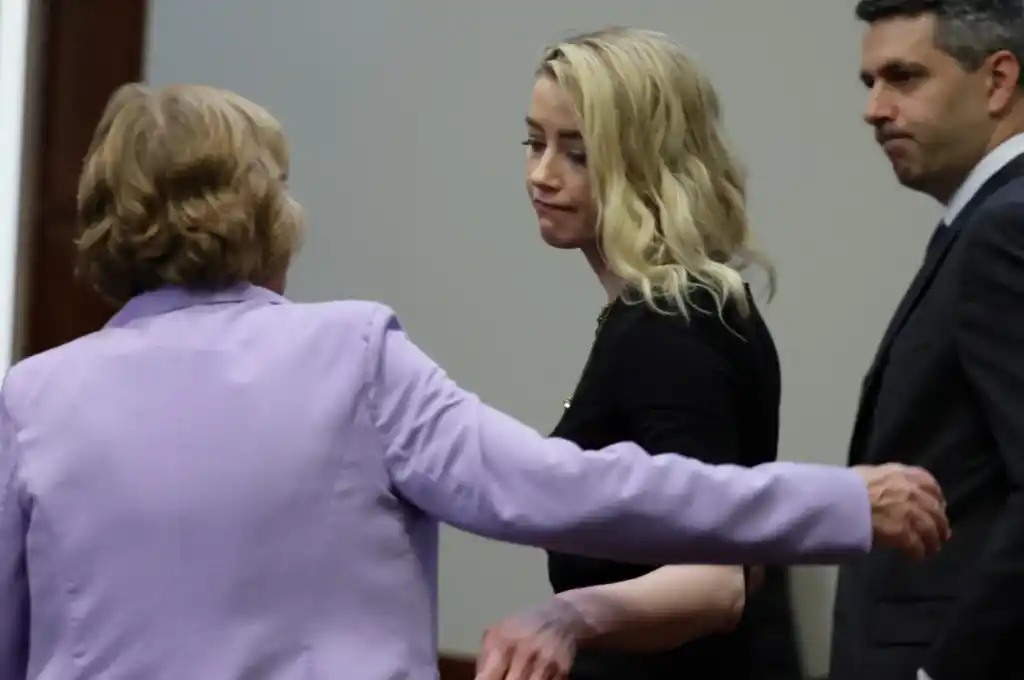 La abogada de Amber Heard, disconforme con el veredicto a favor de Johnny Depp