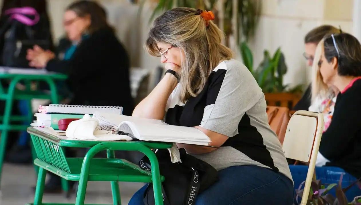 Más de 5300 docentes de Entre Ríos se forman para titularizar cargos directivos