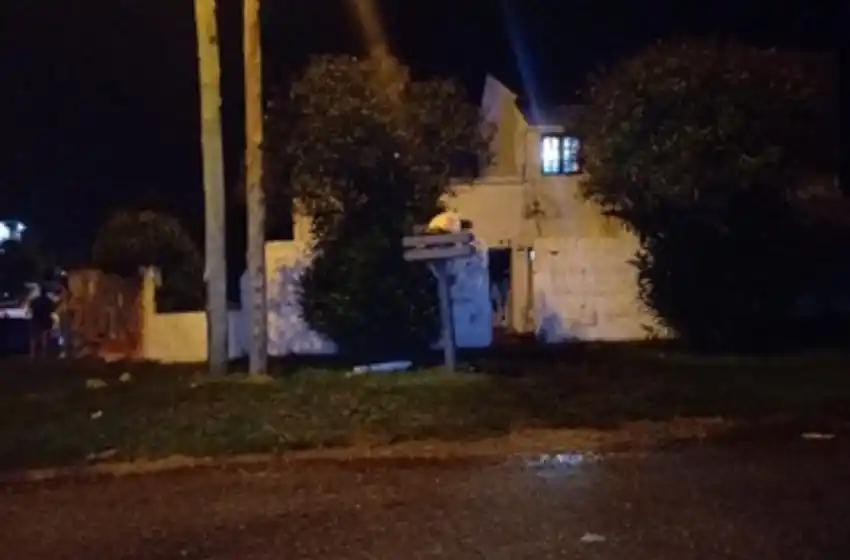 A piedrazos y botellazos quisieron seguir de fiesta