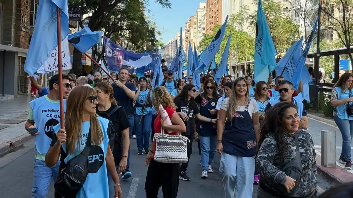 Uepc: no hubo propuesta por parte del Gobierno y los docentes siguen esperando