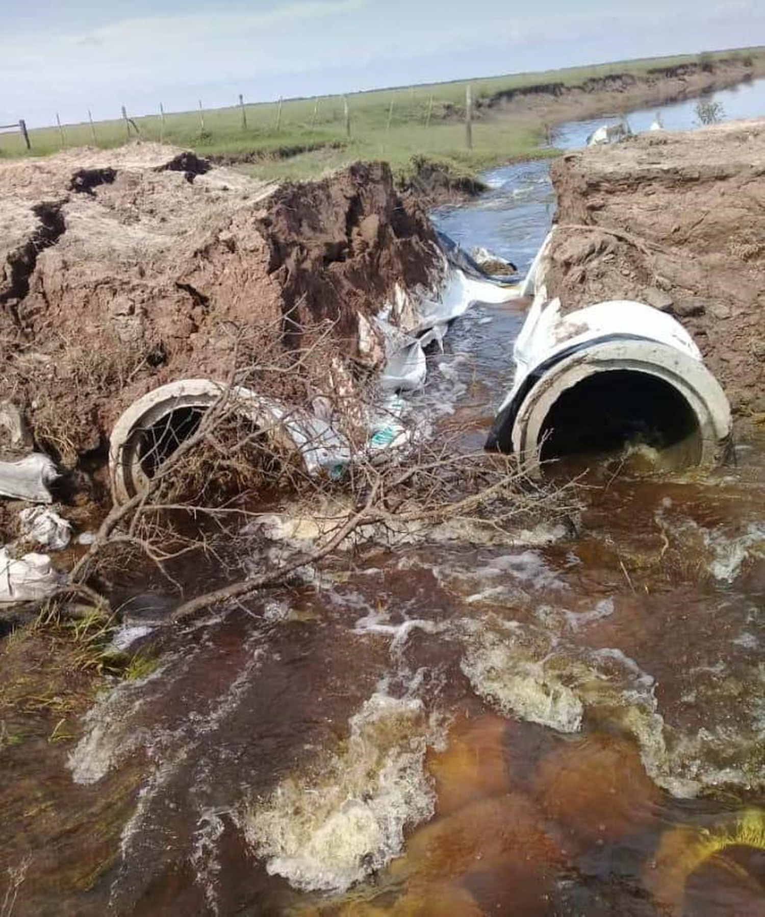 Vecinos de Punta del Monte denuncian inoperancia de Vialidad