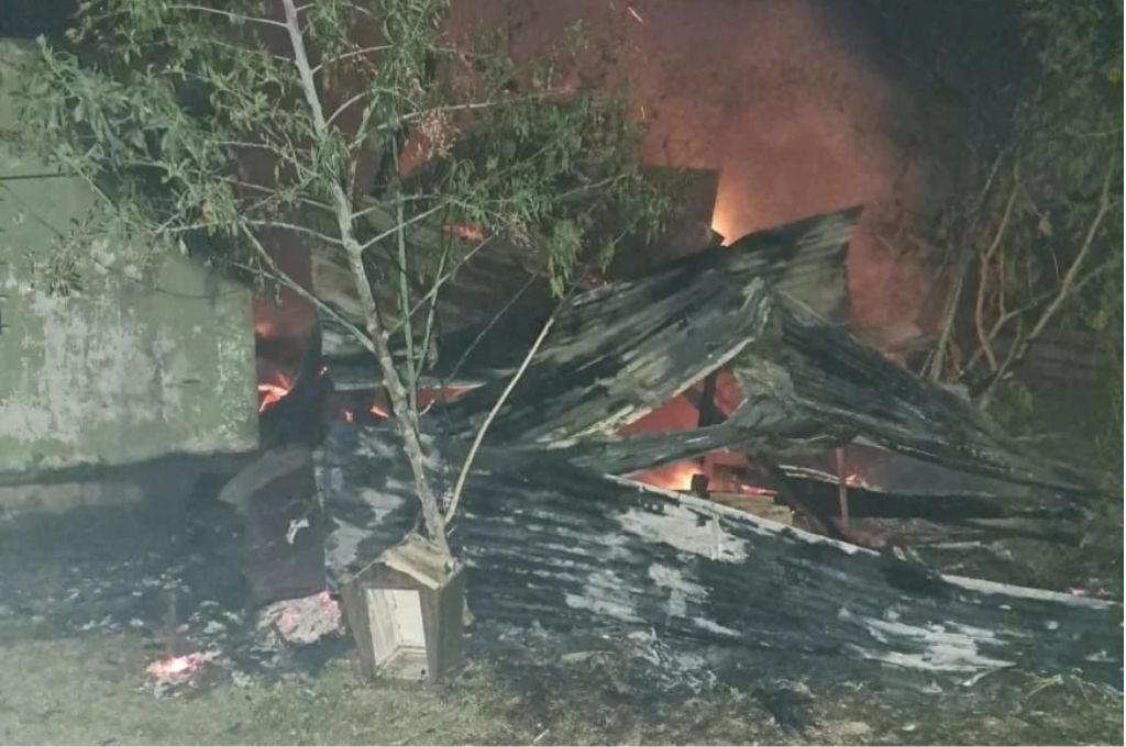 Santa Fe, Sauce Viejo y Arroyo Aguiar: tres viviendas incendiadas en las últimas horas