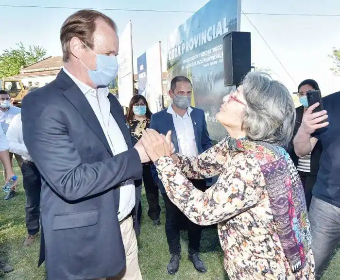 Comienza la obra de la ruta que  une Crespo con Racedo y Bordet  valoró el beneficio para la producción