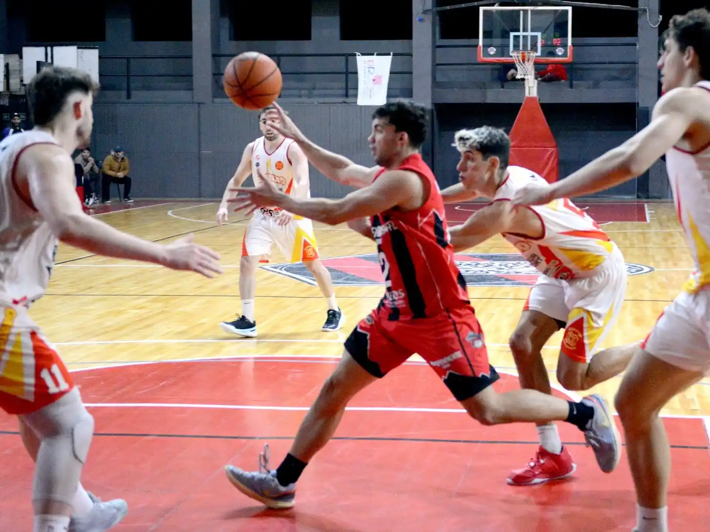 Belgrano fue superior en el segundo duelo de la serie.