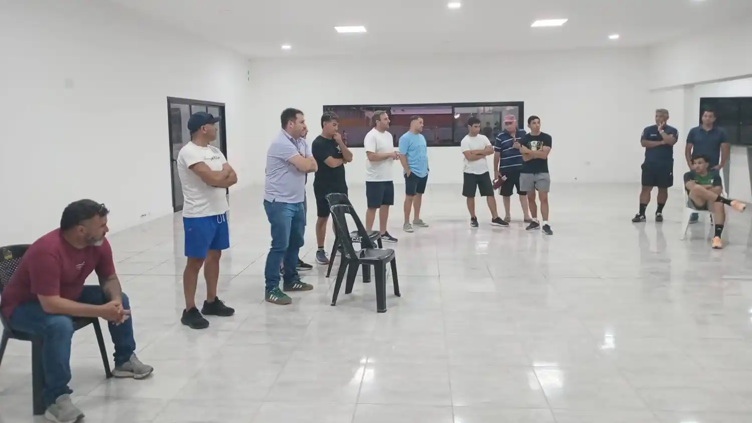 Presentación del nuevo cuerpo técnico de Libertad