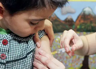 Vacunación contra la meningitis
