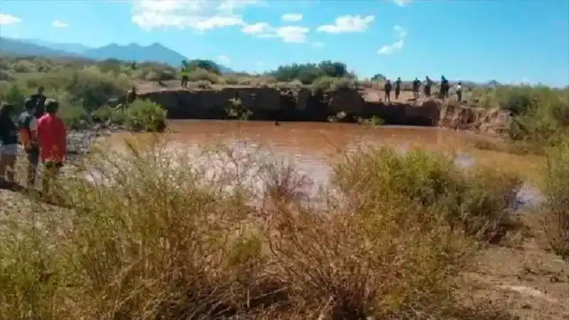 Un nene murió ahogado tras caer a un pozo que se llenó por las lluvias: fue identificado